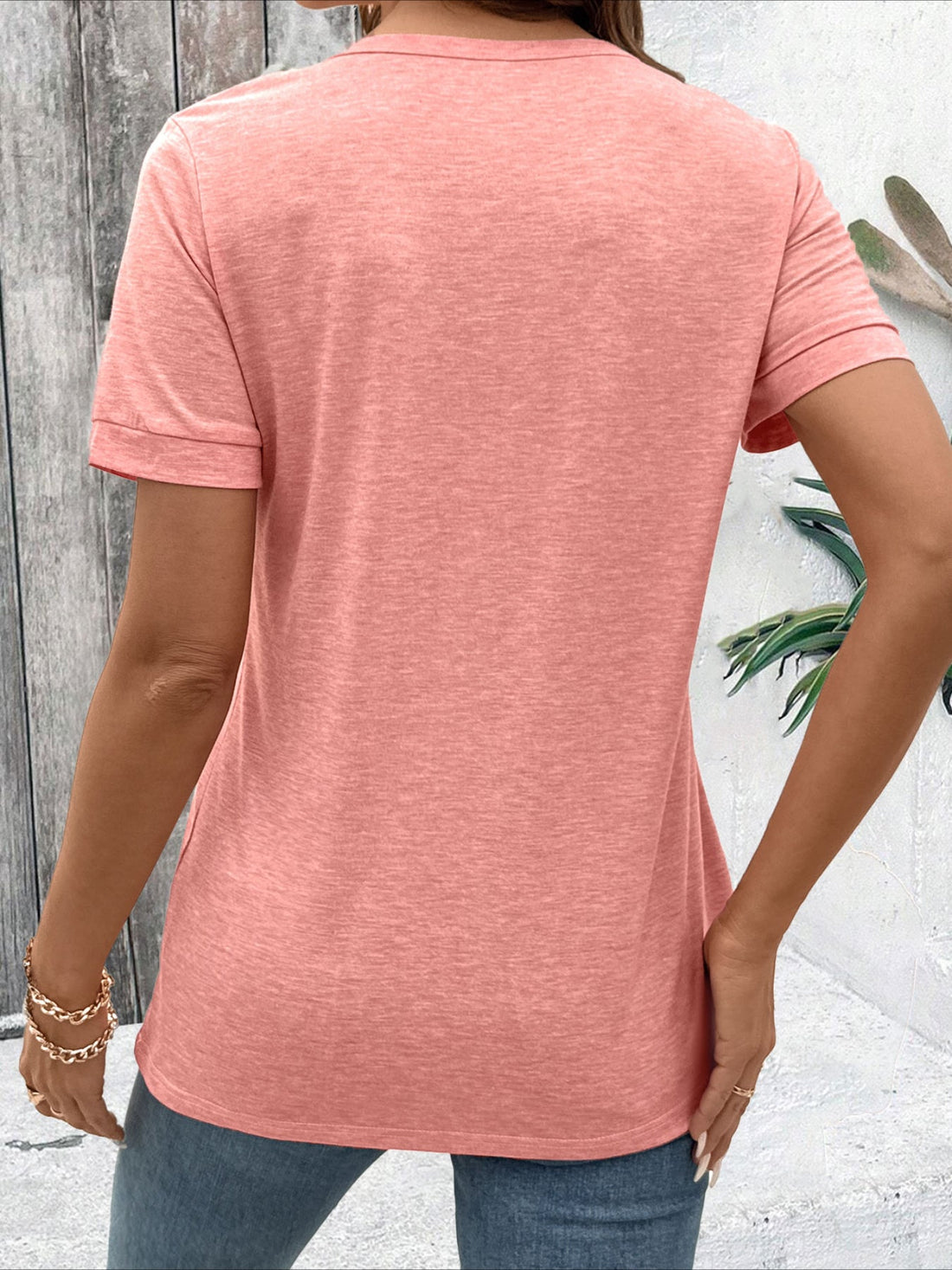 Cut Out Short Sleeve Round Neck T Shirt