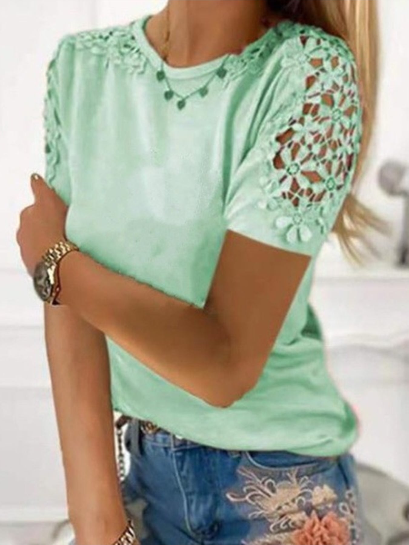 Women's Elegant Lace Crew Neck Short Sleeve T-Shirt