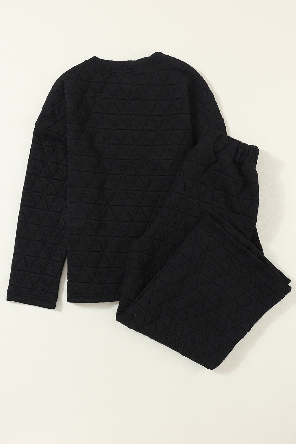 Black Solid Quilted Pullover and Pants Outfit